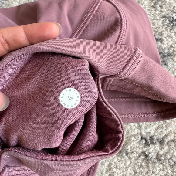 Lululemon wonder train time high rise leggings| size 4 - Picture 3 of 4